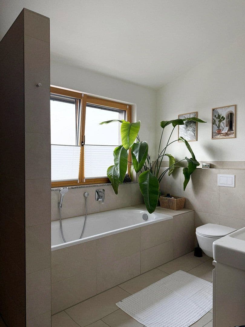 Pronájem bytu 3+1 77 m², Affalterbach, Bádensko-Württembersko Pronájem bytu 3+1 77 m², Affalterbach, Bádensko-Württembersko