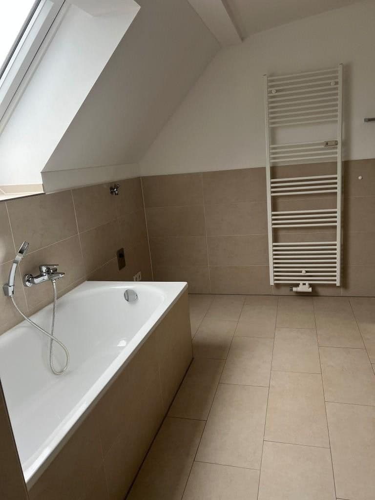 Pronájem bytu 3+kk 104 m², Finsterwalder Str. 25, Rosenheim, Bavorsko Pronájem bytu 3+kk 104 m², Finsterwalder Str. 25, Rosenheim, Bavorsko