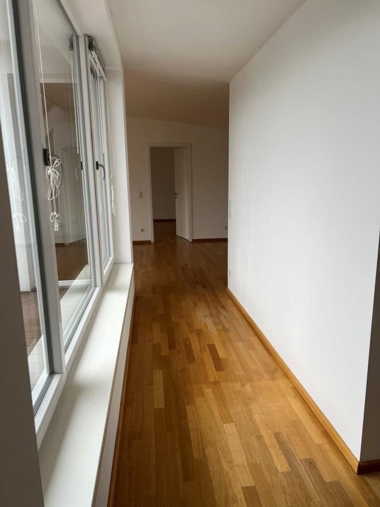 Pronájem bytu 3+kk 104 m², Finsterwalder Str. 25, Rosenheim, Bavorsko Pronájem bytu 3+kk 104 m², Finsterwalder Str. 25, Rosenheim, Bavorsko