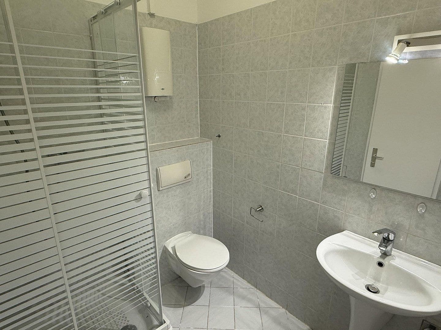 Prodej bytu 1+1 36 m², Mindener Straße 3, Berlin, Berlín Prodej bytu 1+1 36 m², Mindener Straße 3, Berlin, Berlín