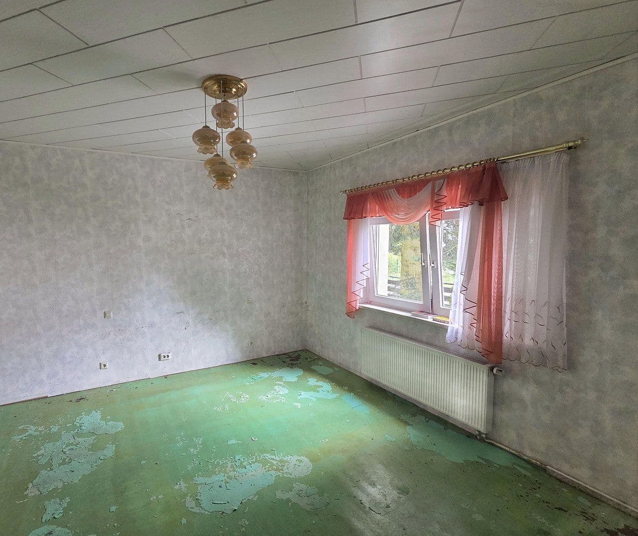 Prodej domu 195 m², pozemek 800 m², Röntgenstrasse 76, Grünheide (Mark), Braniborsko Prodej domu 195 m², pozemek 800 m², Röntgenstrasse 76, Grünheide (Mark), Braniborsko