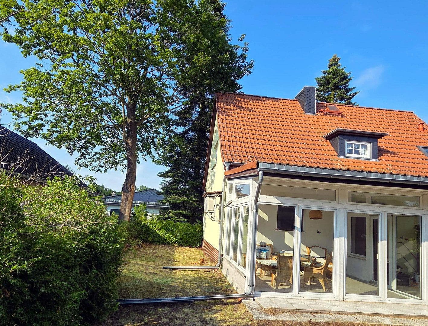 Prodej domu 195 m², pozemek 800 m², Röntgenstrasse 76, Grünheide (Mark), Braniborsko Prodej domu 195 m², pozemek 800 m², Röntgenstrasse 76, Grünheide (Mark), Braniborsko