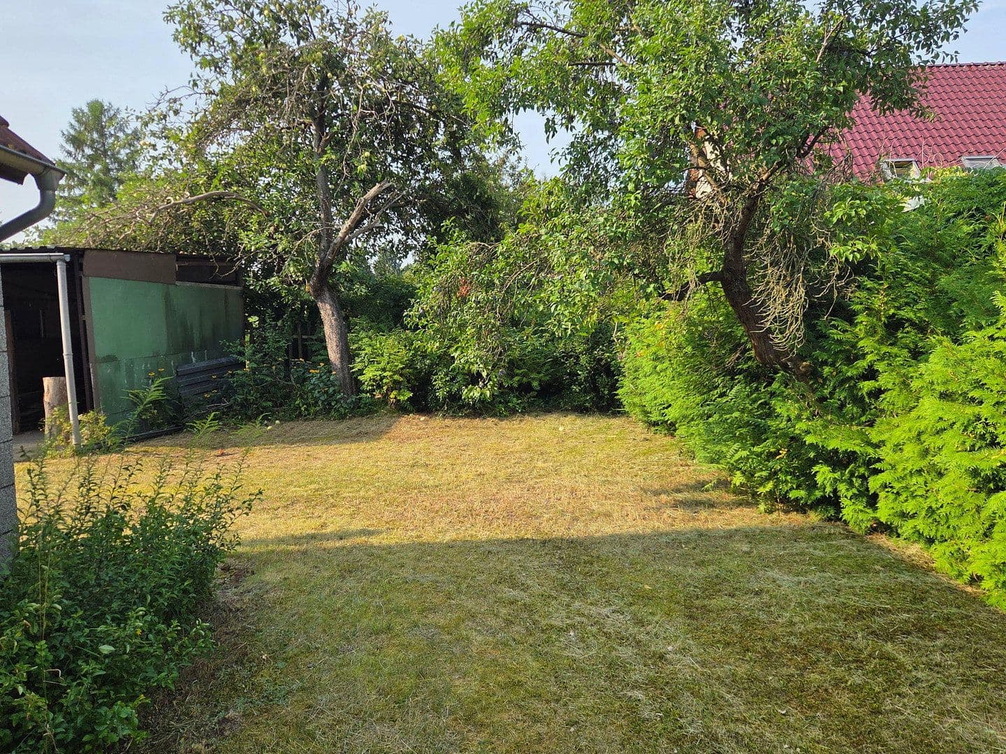 Prodej domu 195 m², pozemek 800 m², Röntgenstrasse 76, Grünheide (Mark), Braniborsko Prodej domu 195 m², pozemek 800 m², Röntgenstrasse 76, Grünheide (Mark), Braniborsko