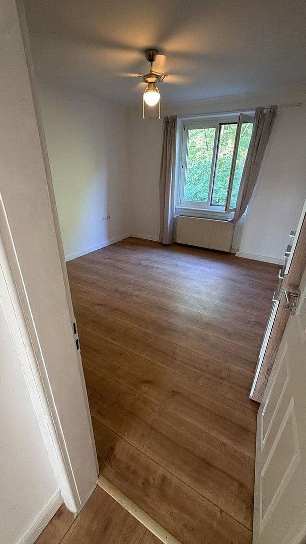 Pronájem bytu 3+kk 100 m², Geigerstraße 9, Pforzheim, Bádensko-Württembersko Pronájem bytu 3+kk 100 m², Geigerstraße 9, Pforzheim, Bádensko-Württembersko