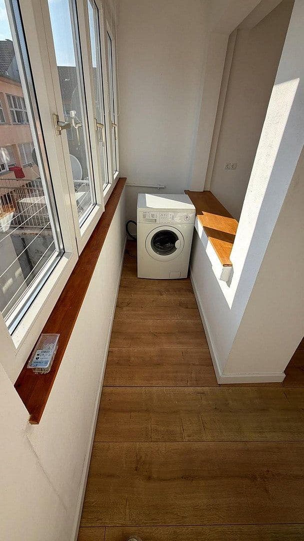 Pronájem bytu 3+kk 100 m², Geigerstraße 9, Pforzheim, Bádensko-Württembersko Pronájem bytu 3+kk 100 m², Geigerstraße 9, Pforzheim, Bádensko-Württembersko