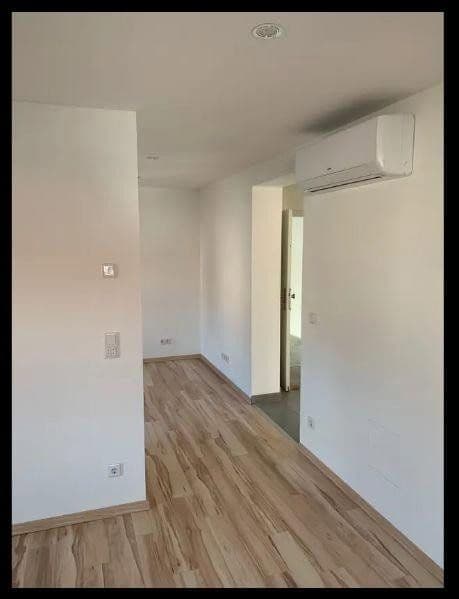 Pronájem bytu 2+1 55 m², Weißenhofstrasse 18, Erlenbach, Bádensko-Württembersko Pronájem bytu 2+1 55 m², Weißenhofstrasse 18, Erlenbach, Bádensko-Württembersko
