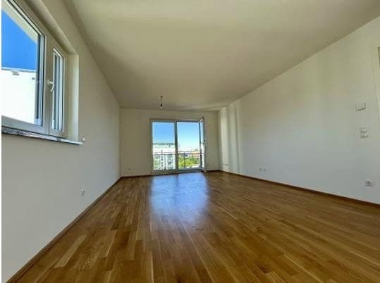 Prodej bytu 3+1 78 m², Bibergerstrasse 47, Unterhaching, Bavorsko Prodej bytu 3+1 78 m², Bibergerstrasse 47, Unterhaching, Bavorsko