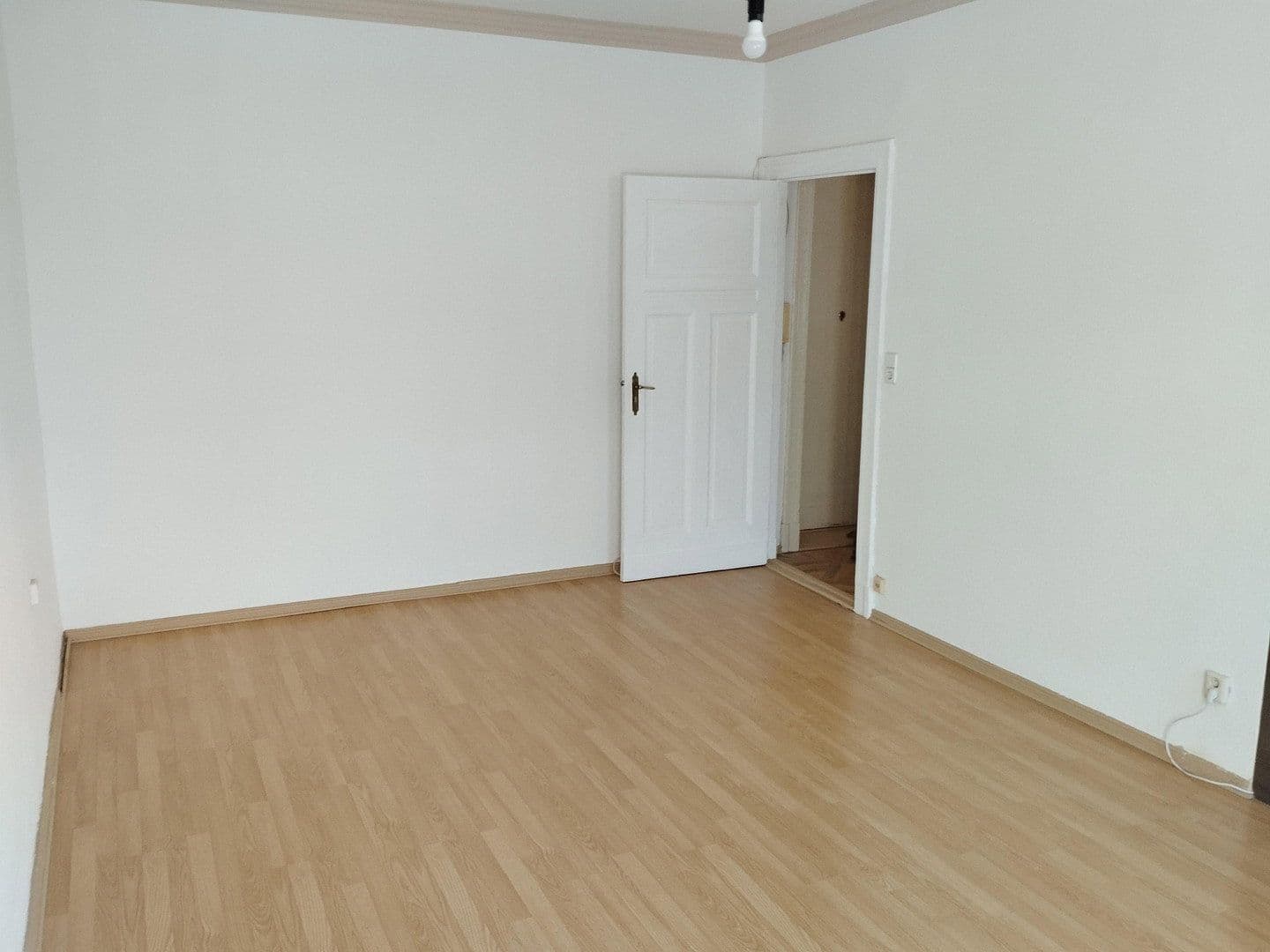 Prodej bytu 2+1 39 m², Simplonstraße 59, Berlin, Berlín Prodej bytu 2+1 39 m², Simplonstraße 59, Berlin, Berlín