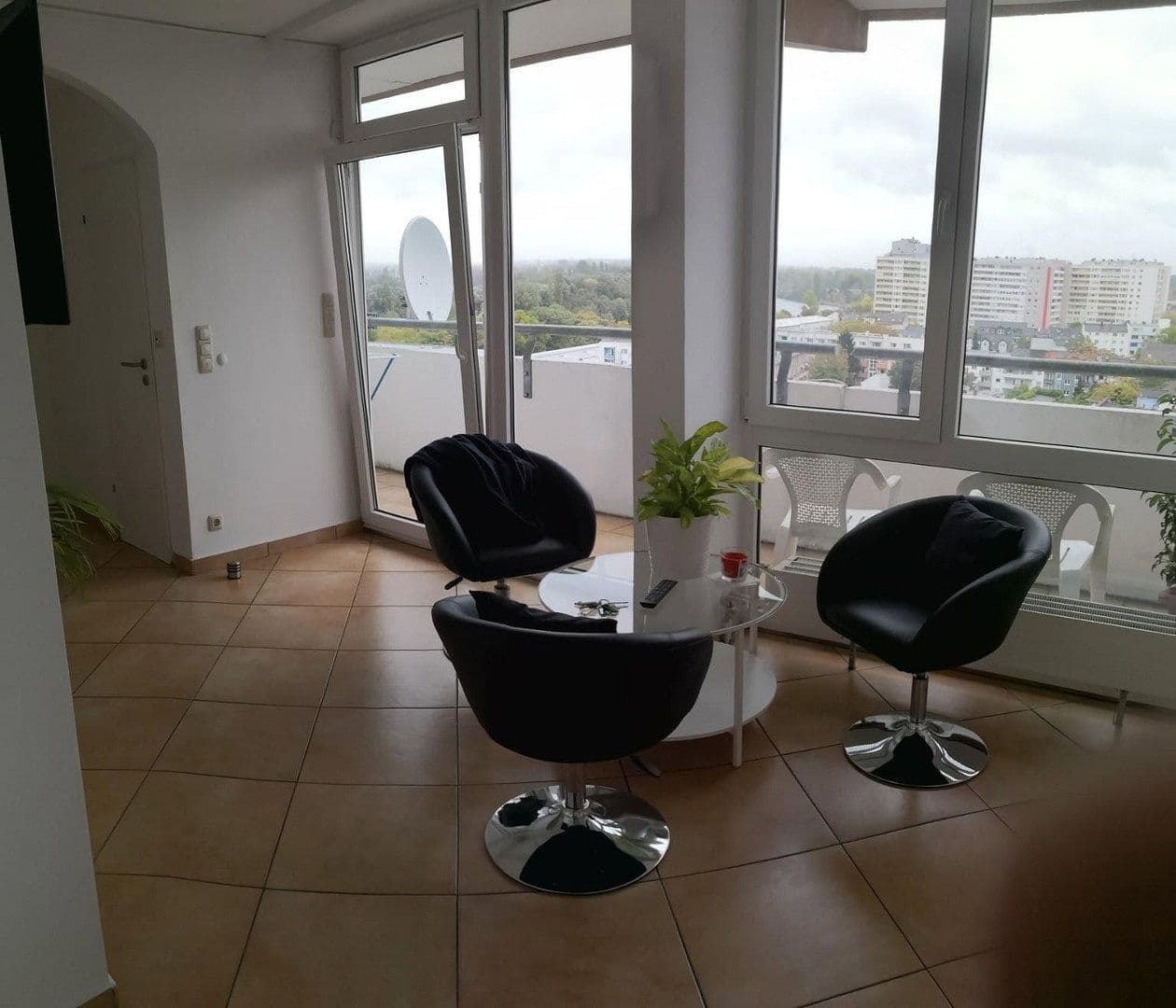 Prodej bytu 3+1 101 m², Offenbach am Main, Hessen Prodej bytu 3+1 101 m², Offenbach am Main, Hessen