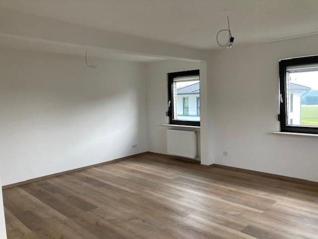 Pronájem domu 85 m², pozemek 400 m², Hauptstr. 34, Eichen, Porýní-Falc Pronájem domu 85 m², pozemek 400 m², Hauptstr. 34, Eichen, Porýní-Falc