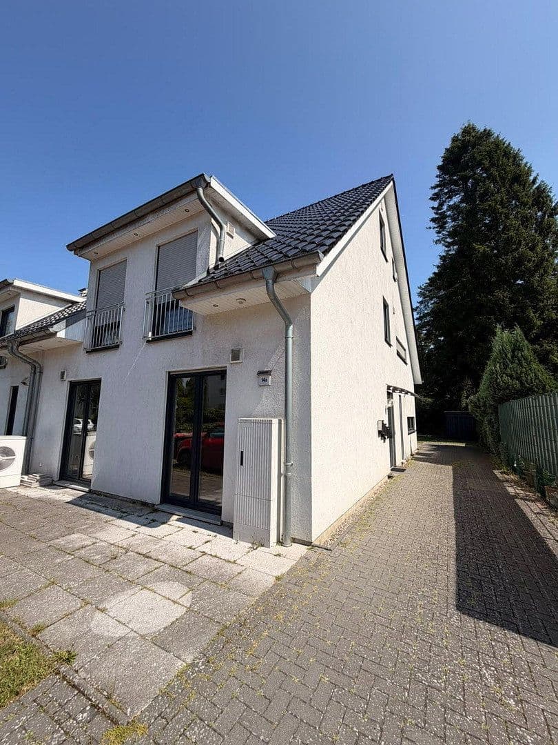 Pronájem bytu 4+1 80 m², Steinacker 14a, Hamburg, Hamburg Pronájem bytu 4+1 80 m², Steinacker 14a, Hamburg, Hamburg