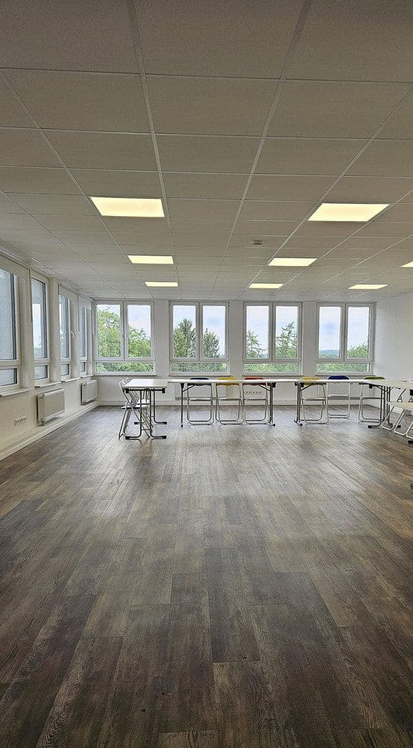 Pronájem kanceláře 188 m², Heiligenhaus, Severní Porýní-Vestfálsko Pronájem kanceláře 188 m², Heiligenhaus, Severní Porýní-Vestfálsko