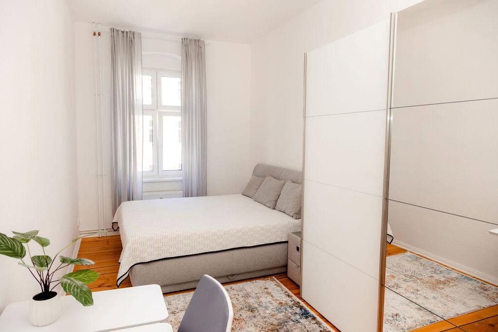Pronájem bytu 2+1 62 m², Schlegelstrasse 11, Berlin, Berlín Pronájem bytu 2+1 62 m², Schlegelstrasse 11, Berlin, Berlín