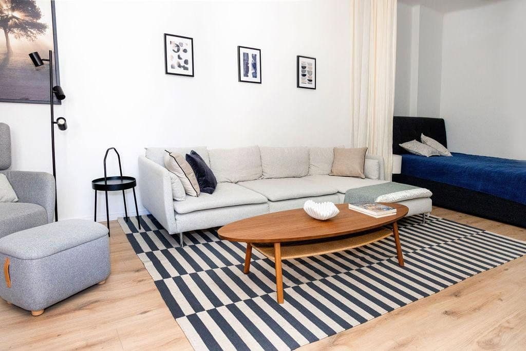 Pronájem bytu 1+1 55 m², Schlegelstrasse 11, Berlin, Berlín Pronájem bytu 1+1 55 m², Schlegelstrasse 11, Berlin, Berlín