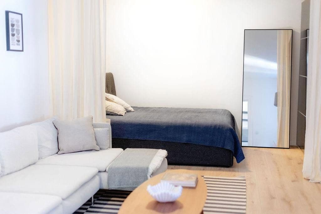 Pronájem bytu 1+1 55 m², Schlegelstrasse 11, Berlin, Berlín Pronájem bytu 1+1 55 m², Schlegelstrasse 11, Berlin, Berlín