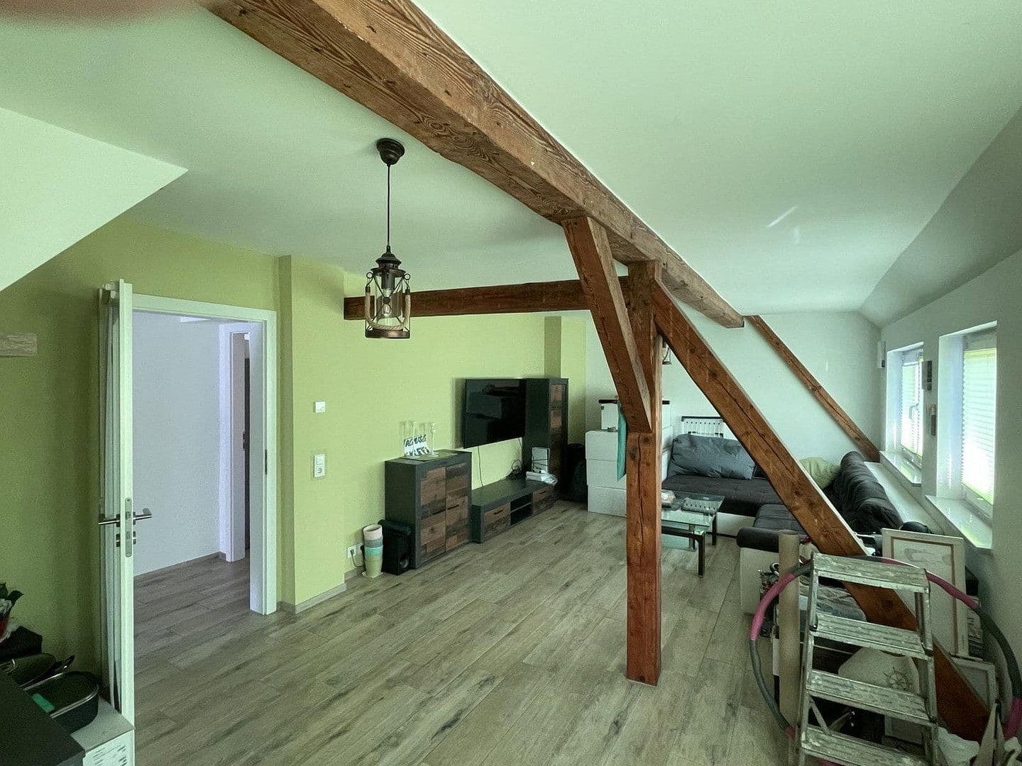 Pronájem bytu 3+1 80 m², Rostock, Mecklenburg-Vorpommern Pronájem bytu 3+1 80 m², Rostock, Mecklenburg-Vorpommern