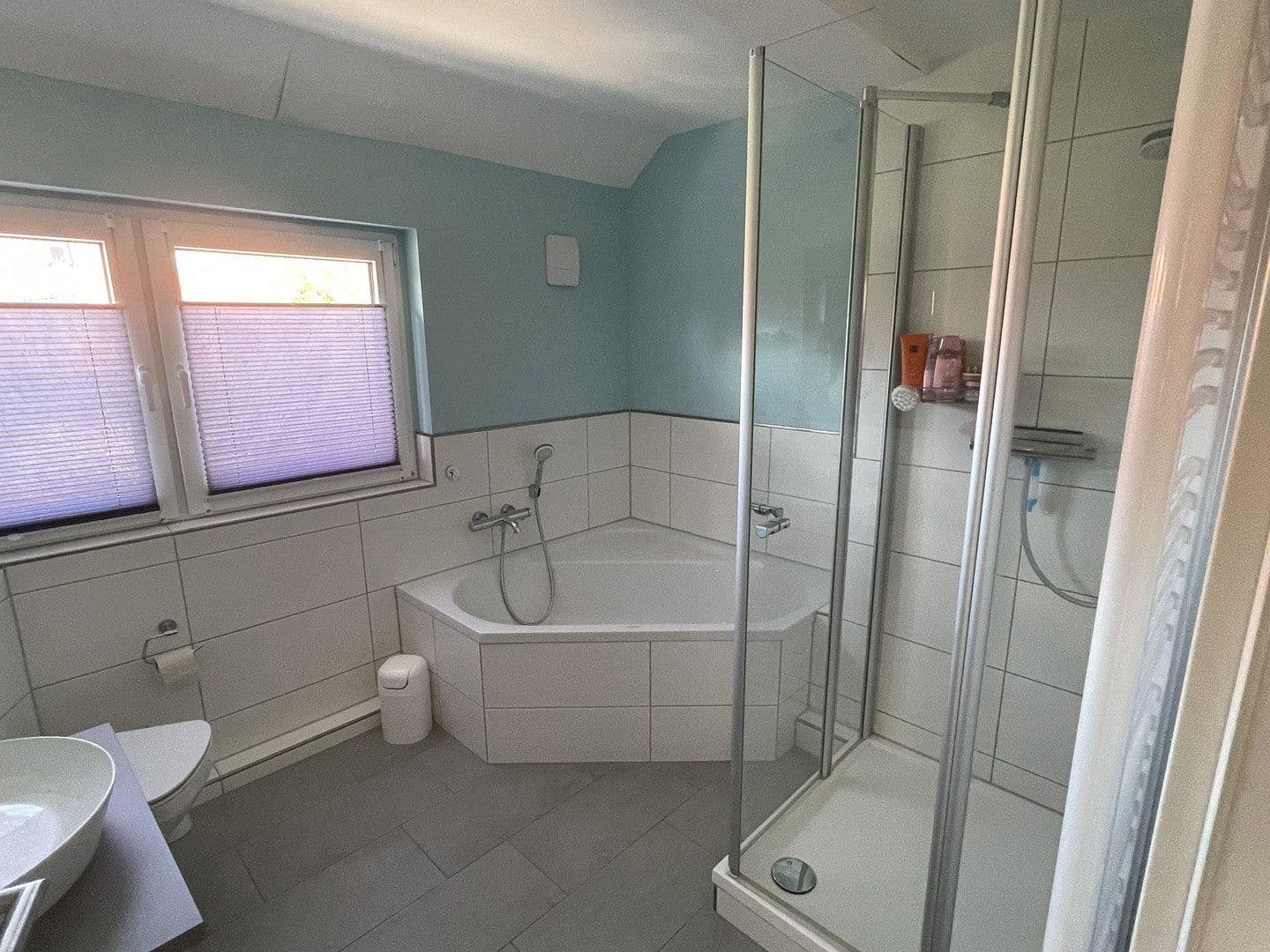 Pronájem bytu 3+1 80 m², Rostock, Mecklenburg-Vorpommern Pronájem bytu 3+1 80 m², Rostock, Mecklenburg-Vorpommern