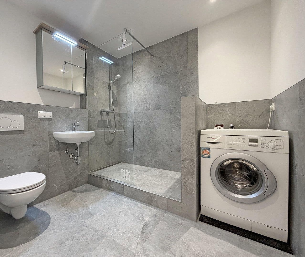 Prodej bytu 2+1 44 m², Mannheim, Bádensko-Württembersko Prodej bytu 2+1 44 m², Mannheim, Bádensko-Württembersko