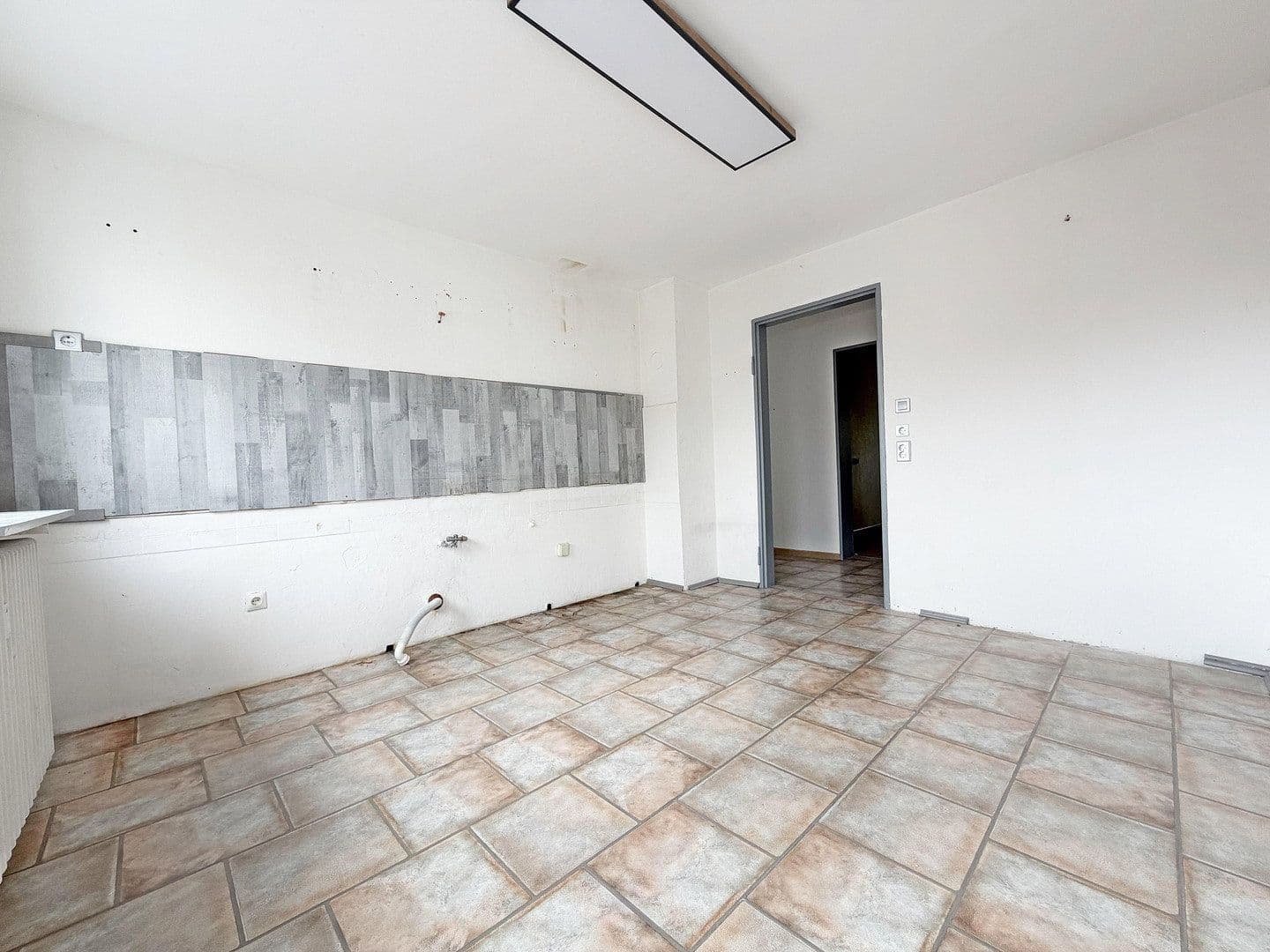 Prodej bytu 3+1 88 m², Ludwigshafen, Porýní-Falc Prodej bytu 3+1 88 m², Ludwigshafen, Porýní-Falc