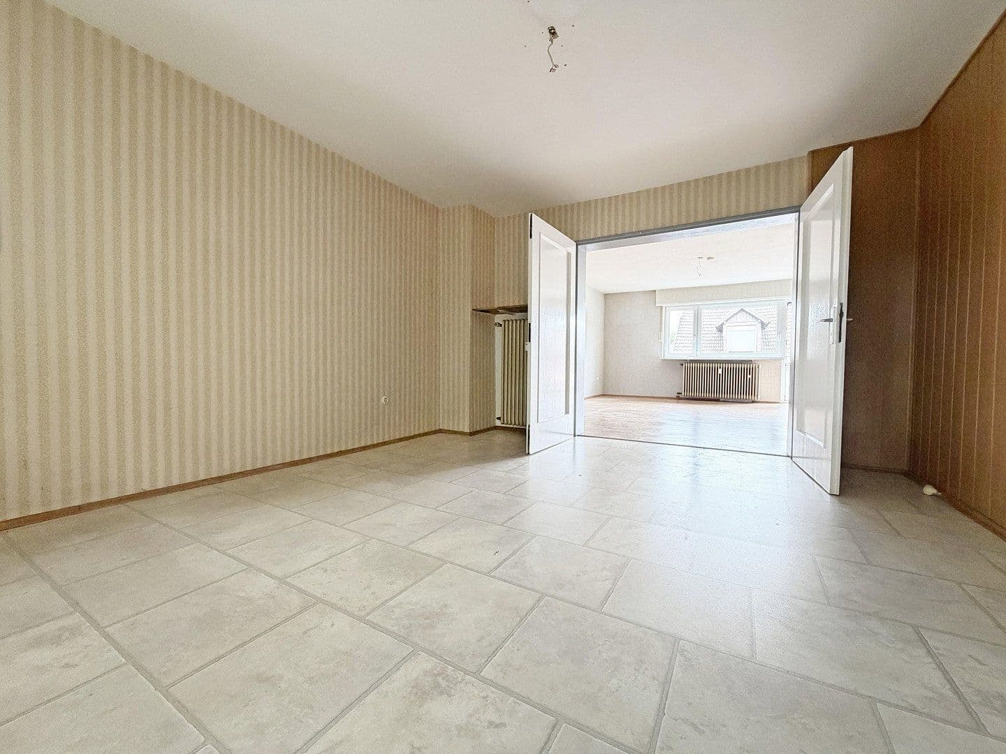 Prodej bytu 3+1 88 m², Ludwigshafen, Porýní-Falc Prodej bytu 3+1 88 m², Ludwigshafen, Porýní-Falc