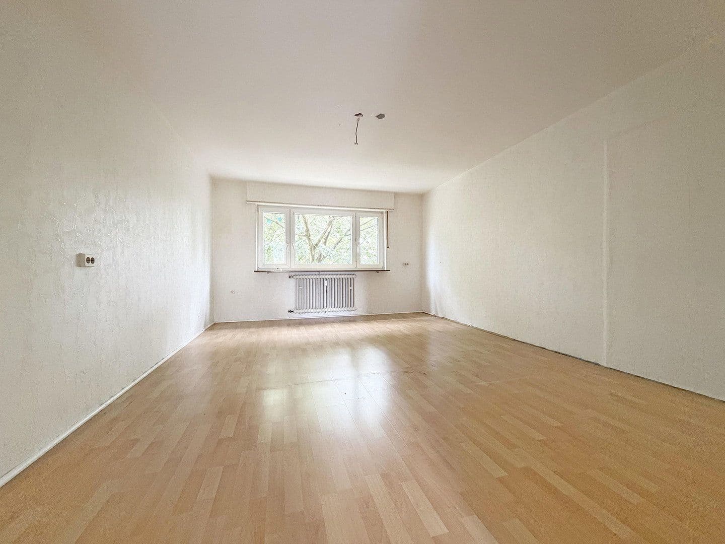 Prodej bytu 3+1 88 m², Ludwigshafen, Porýní-Falc Prodej bytu 3+1 88 m², Ludwigshafen, Porýní-Falc