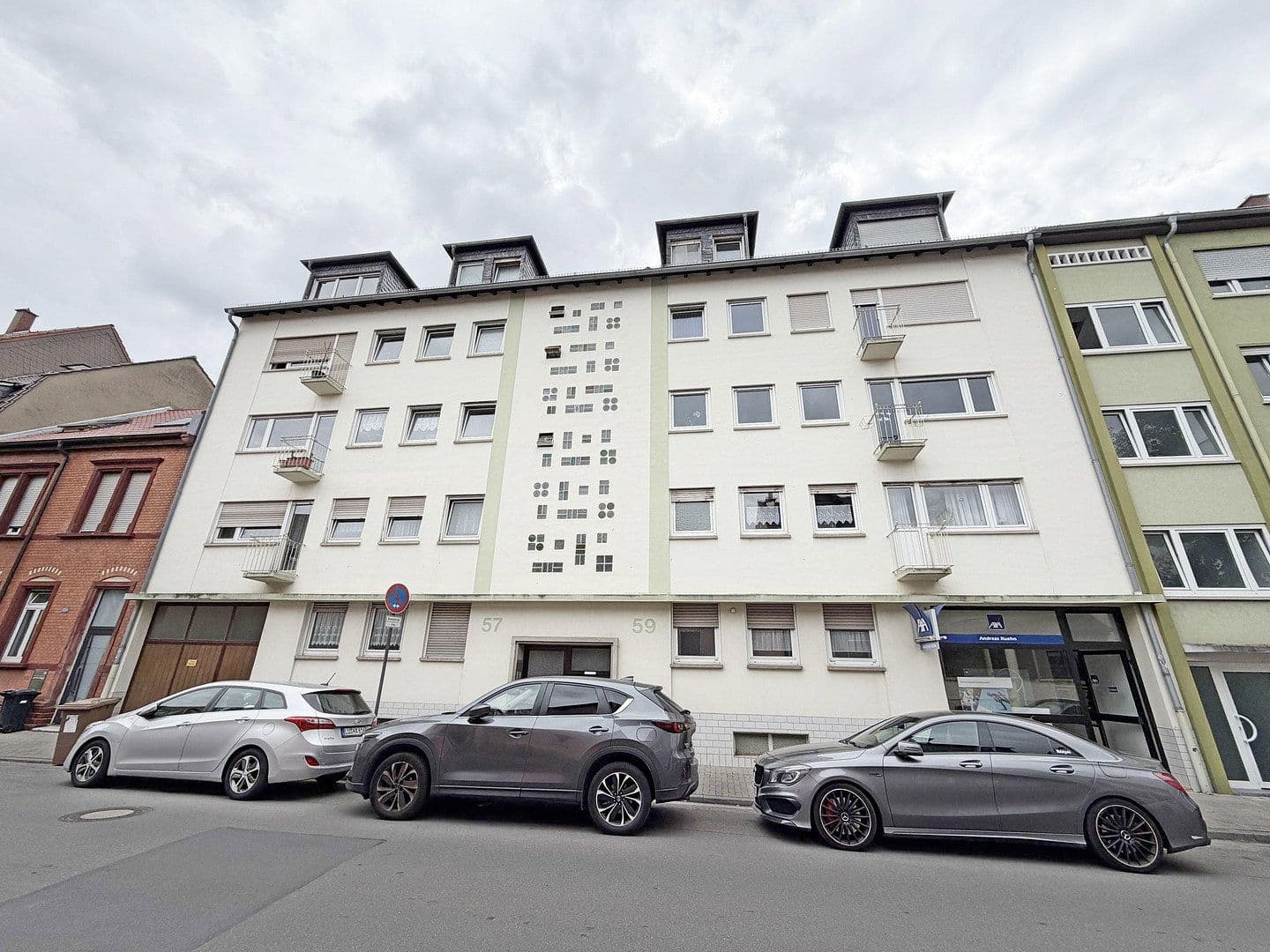 Prodej bytu 3+1 88 m², Ludwigshafen, Porýní-Falc Prodej bytu 3+1 88 m², Ludwigshafen, Porýní-Falc