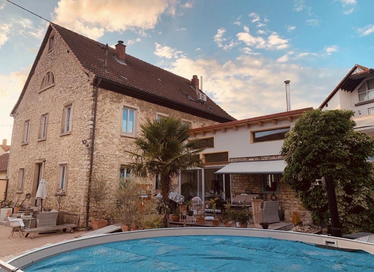 Prodej domu 326 m², pozemek 600 m², Stadecken-Elsheim, Porýní-Falc Prodej domu 326 m², pozemek 600 m², Stadecken-Elsheim, Porýní-Falc