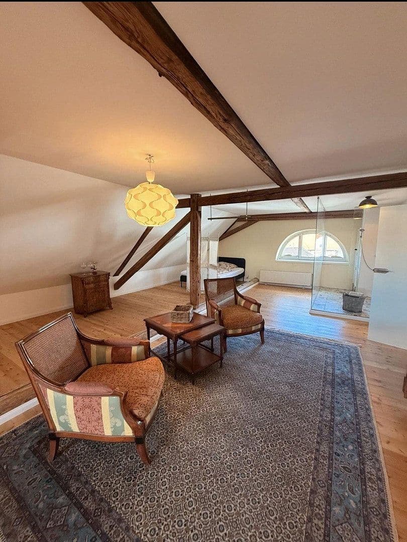 Prodej domu 326 m², pozemek 600 m², Stadecken-Elsheim, Porýní-Falc Prodej domu 326 m², pozemek 600 m², Stadecken-Elsheim, Porýní-Falc
