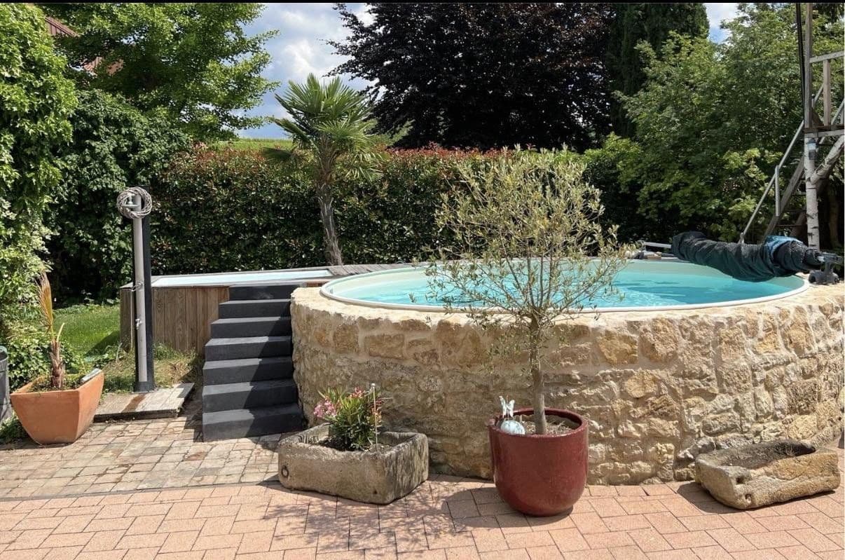 Prodej domu 326 m², pozemek 600 m², Stadecken-Elsheim, Porýní-Falc Prodej domu 326 m², pozemek 600 m², Stadecken-Elsheim, Porýní-Falc