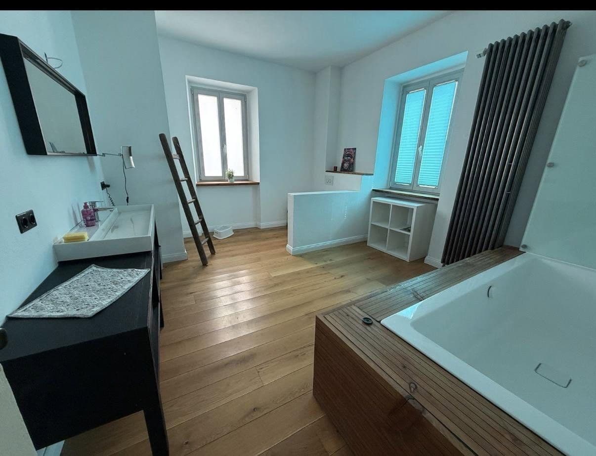 Prodej domu 326 m², pozemek 600 m², Stadecken-Elsheim, Porýní-Falc Prodej domu 326 m², pozemek 600 m², Stadecken-Elsheim, Porýní-Falc