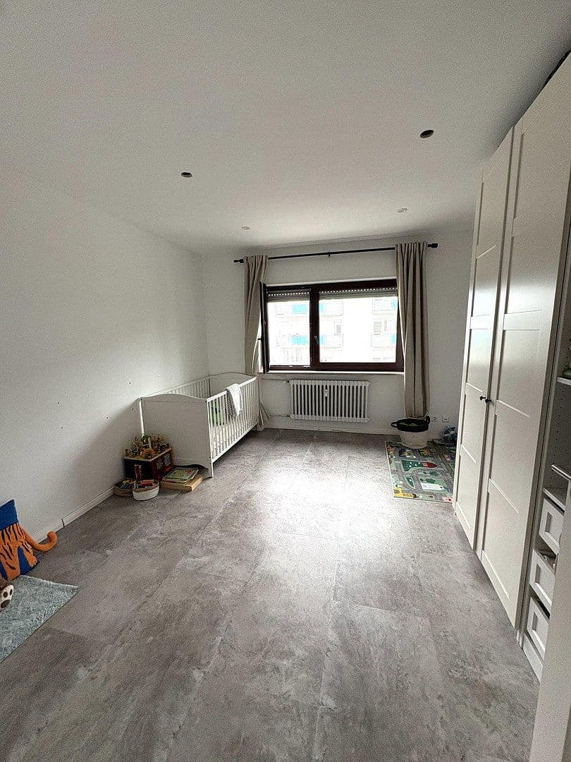 Prodej bytu 4+1 100 m², Schwetzingen, Bádensko-Württembersko Prodej bytu 4+1 100 m², Schwetzingen, Bádensko-Württembersko
