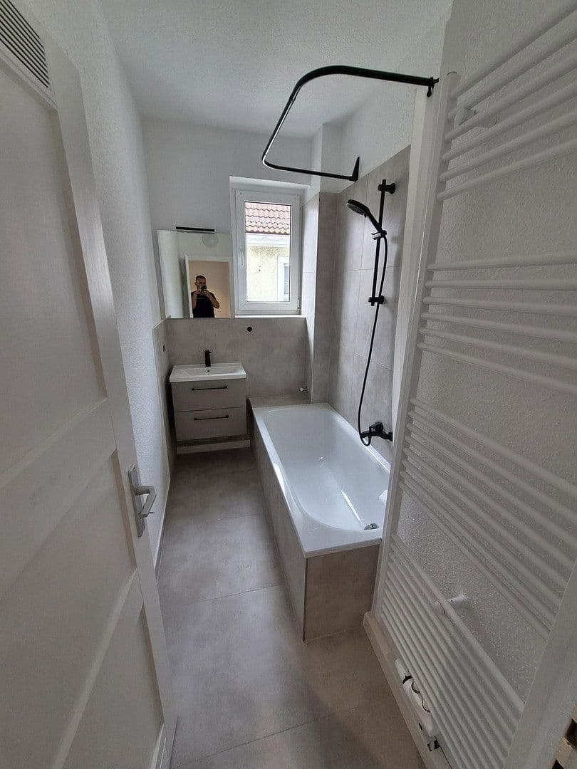 Pronájem bytu 3+1 80 m², Lorenzstr. 2, Karlsruhe, Bádensko-Württembersko Pronájem bytu 3+1 80 m², Lorenzstr. 2, Karlsruhe, Bádensko-Württembersko