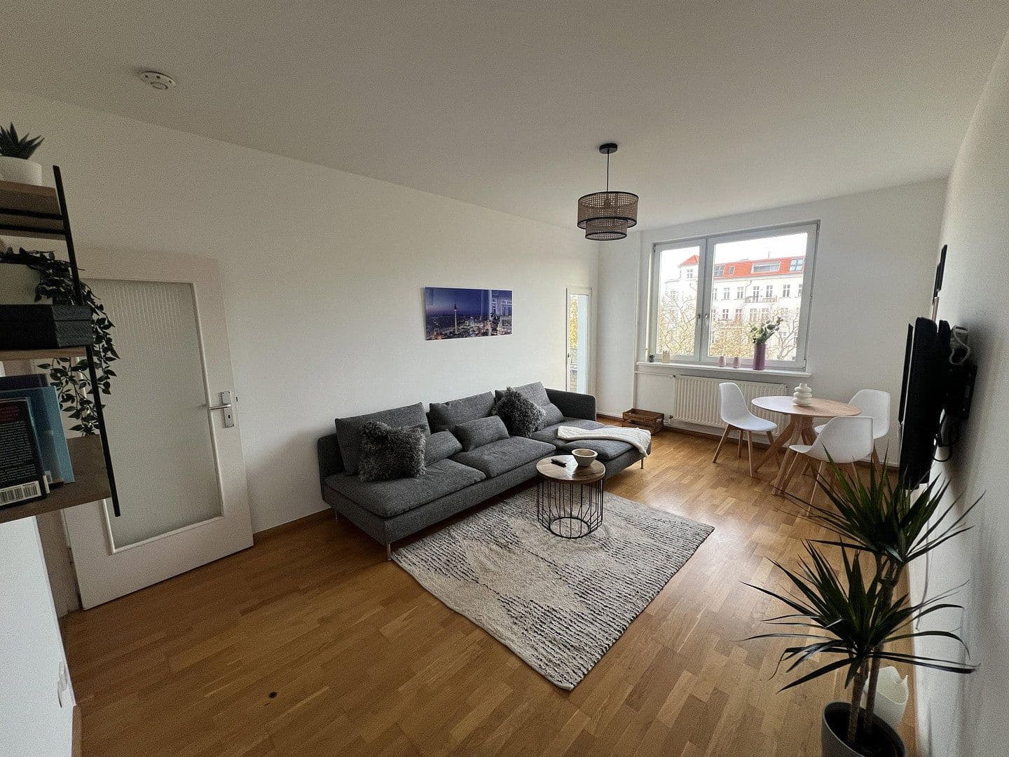 Prodej bytu 2+1 47 m², Berlin, Berlín Prodej bytu 2+1 47 m², Berlin, Berlín