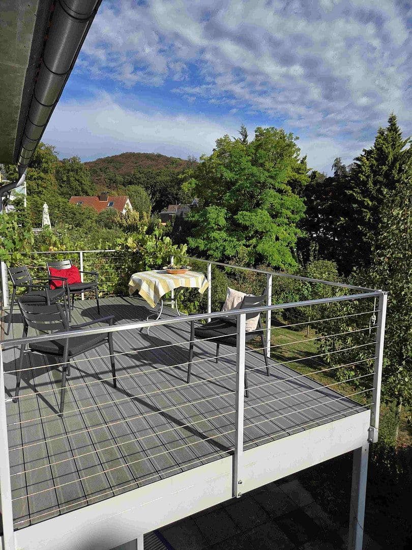 Prodej domu 152 m², pozemek 740 m², Bielefeld, Severní Porýní-Vestfálsko Prodej domu 152 m², pozemek 740 m², Bielefeld, Severní Porýní-Vestfálsko