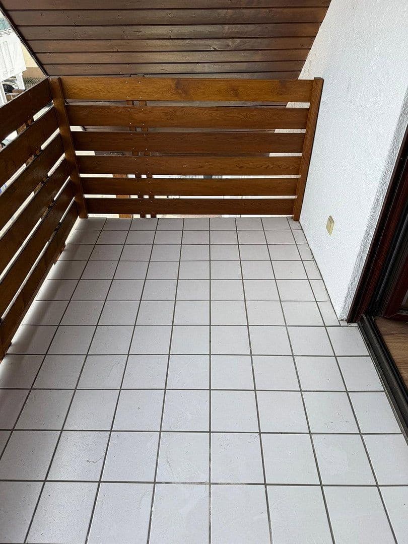 Prodej bytu 2+1 62 m², Nackenheim, Porýní-Falc Prodej bytu 2+1 62 m², Nackenheim, Porýní-Falc