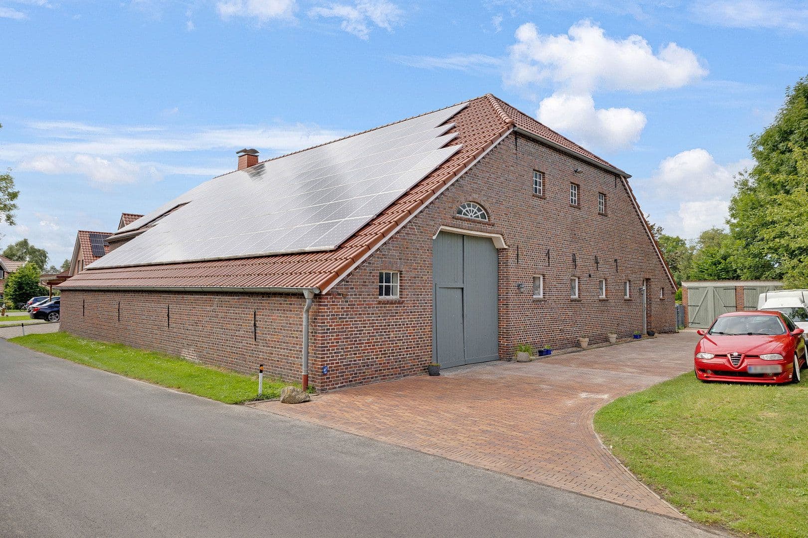 Prodej domu 169 m², pozemek 2.066 m², Detern, Dolní Sasko Prodej domu 169 m², pozemek 2.066 m², Detern, Dolní Sasko