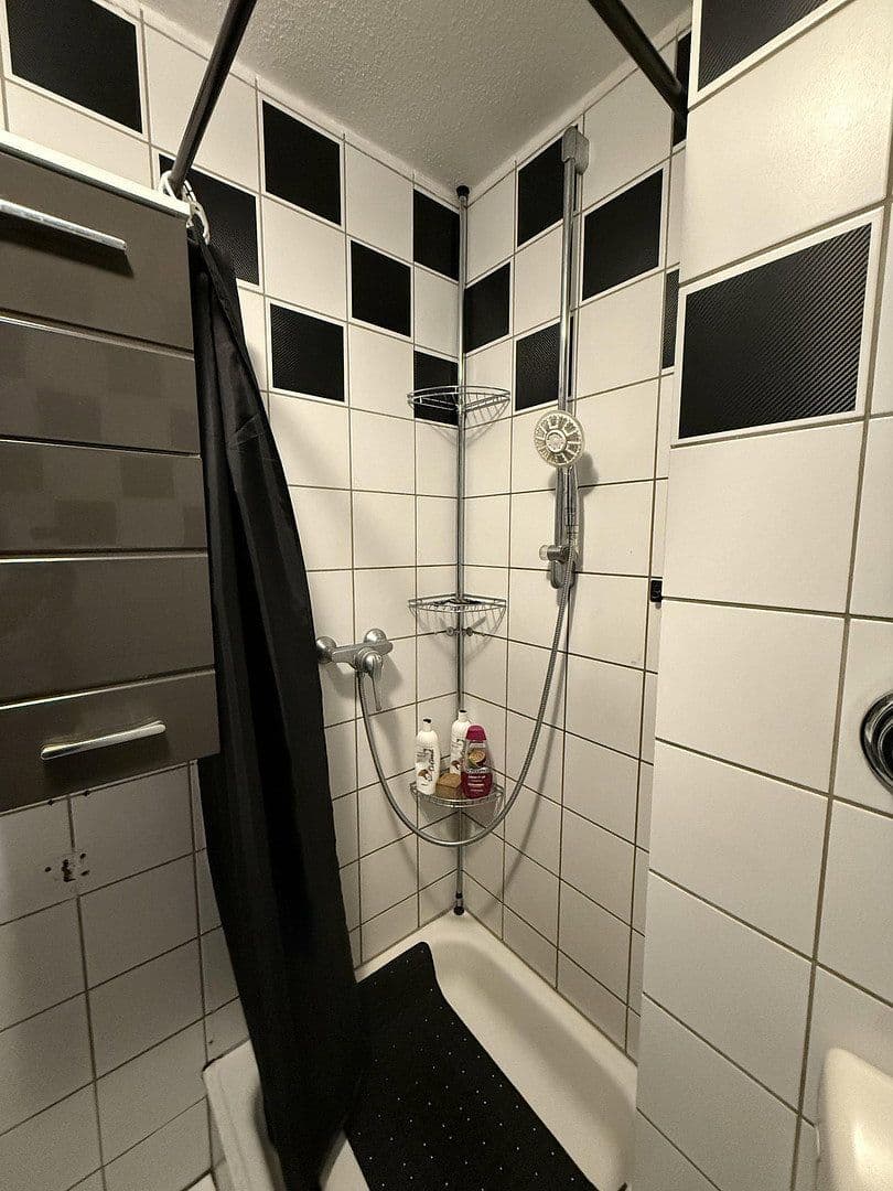 Prodej bytu 2+1 34 m², Grebensteiner Straße 8, Kassel, Hessen Prodej bytu 2+1 34 m², Grebensteiner Straße 8, Kassel, Hessen