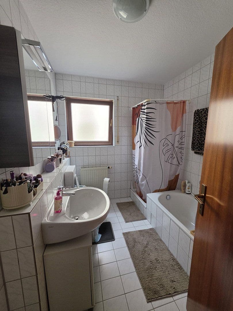 Pronájem domu 120 m², pozemek 200 m², Dammweg 16/1, Bammental, Bádensko-Württembersko Pronájem domu 120 m², pozemek 200 m², Dammweg 16/1, Bammental, Bádensko-Württembersko