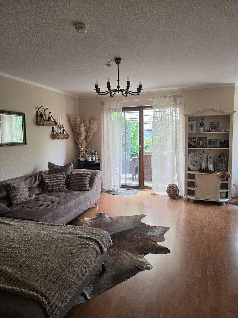 Pronájem domu 120 m², pozemek 200 m², Dammweg 16/1, Bammental, Bádensko-Württembersko Pronájem domu 120 m², pozemek 200 m², Dammweg 16/1, Bammental, Bádensko-Württembersko
