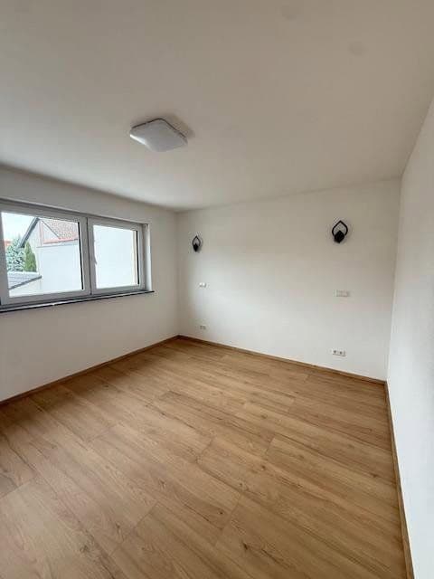 Pronájem bytu 3+1 65 m², Schubertstr 9, Ketsch, Bádensko-Württembersko Pronájem bytu 3+1 65 m², Schubertstr 9, Ketsch, Bádensko-Württembersko