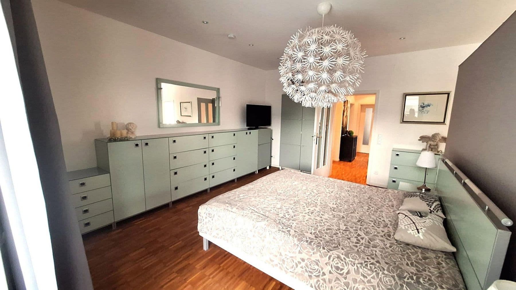 Pronájem bytu 3+1 115 m², Ellmaierstraße 6, Rosenheim, Bavorsko Pronájem bytu 3+1 115 m², Ellmaierstraße 6, Rosenheim, Bavorsko