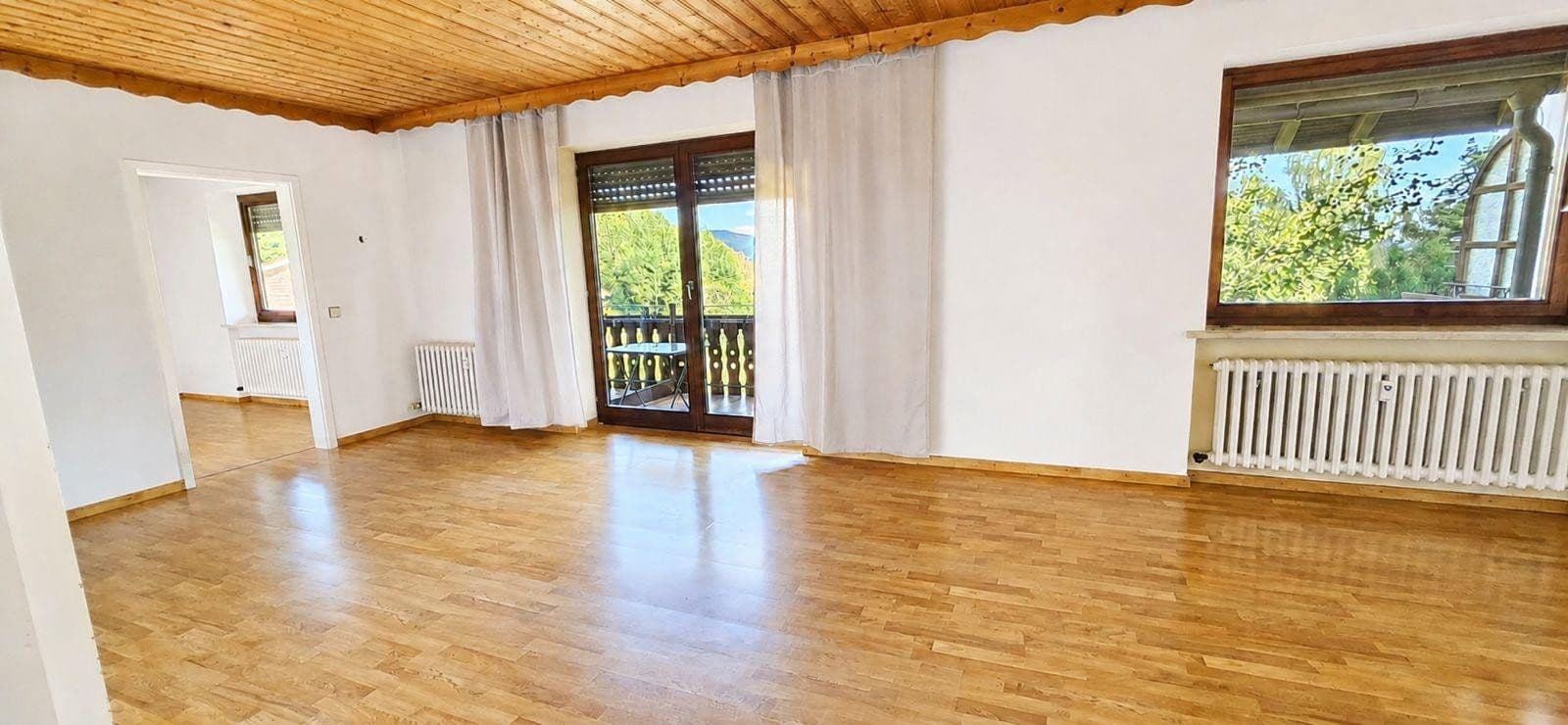 Pronájem bytu 3+1 93 m², Fuchsbergstraße 9, Mauth, Bavorsko Pronájem bytu 3+1 93 m², Fuchsbergstraße 9, Mauth, Bavorsko