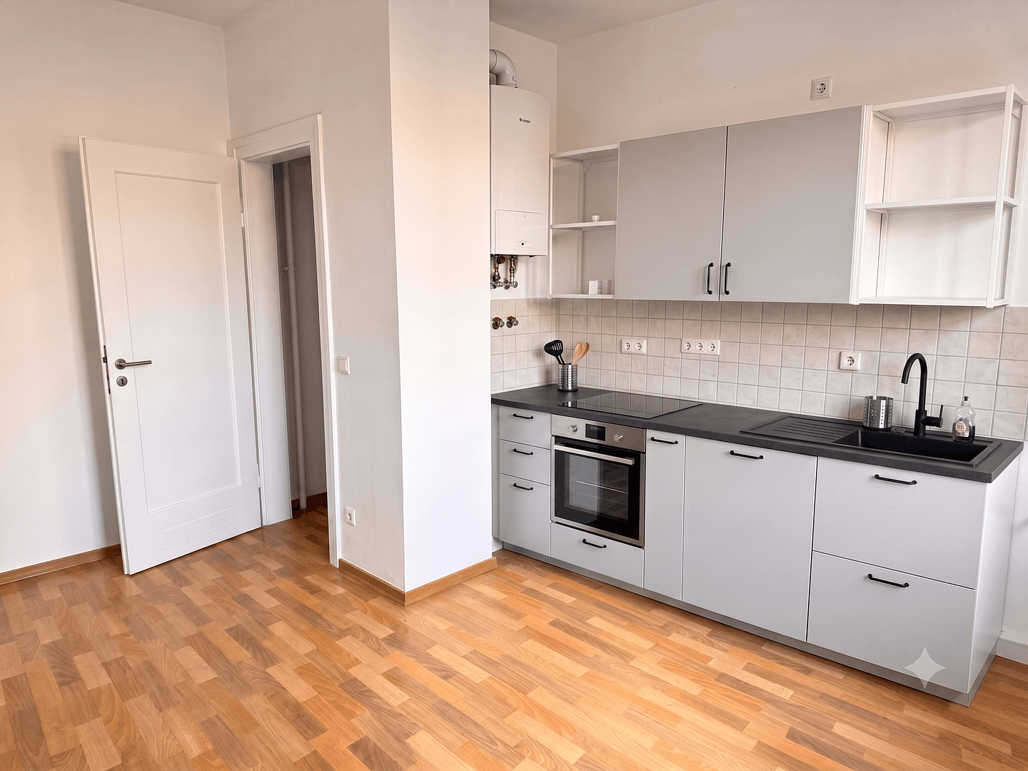 Pronájem bytu 2+1 56 m², Landgrabenstraße, Nürnberg, Bavorsko Pronájem bytu 2+1 56 m², Landgrabenstraße, Nürnberg, Bavorsko