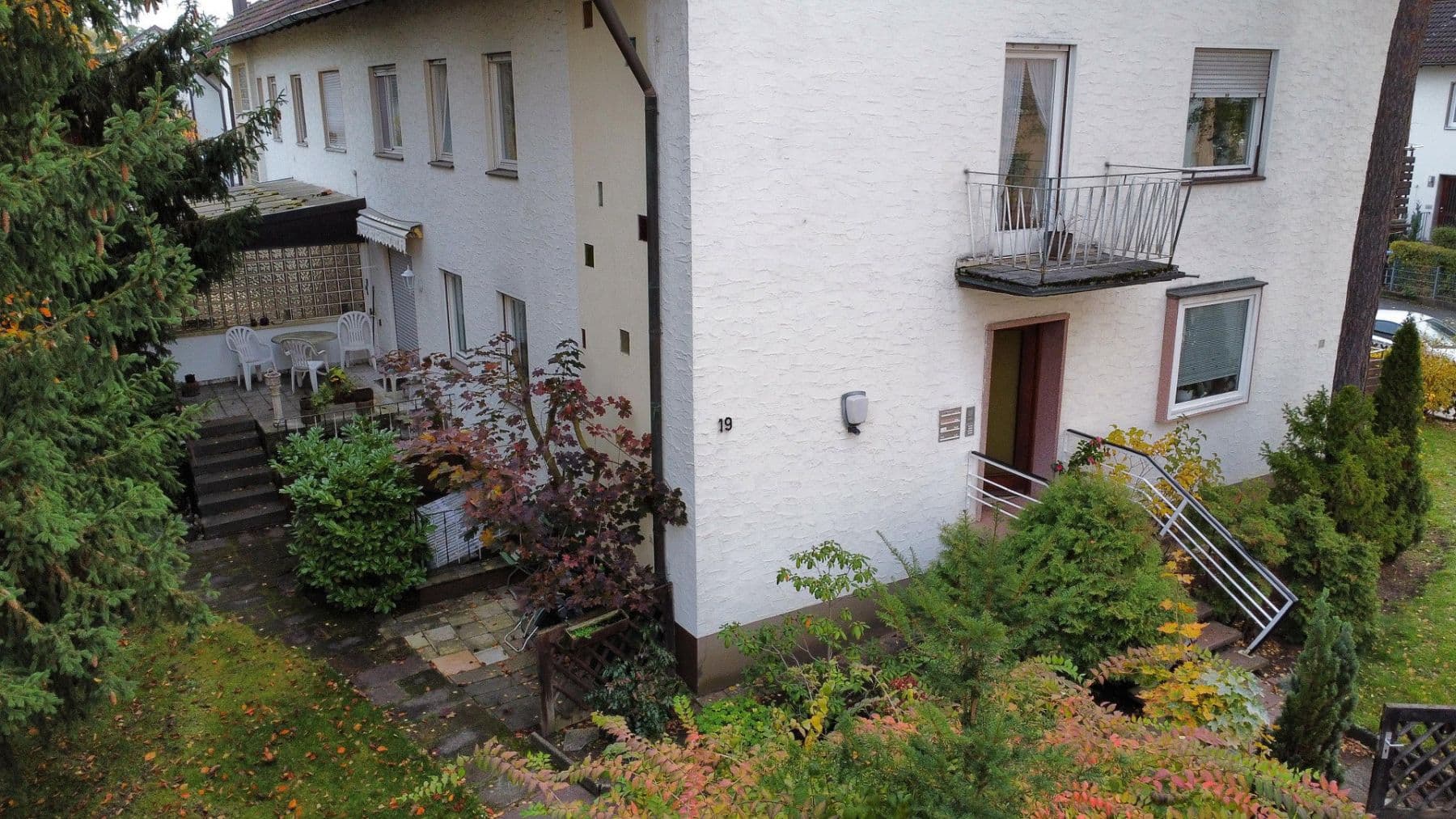 Prodej domu 240 m², pozemek 500 m², Marienbader Straße, Erlangen, Bavorsko Prodej domu 240 m², pozemek 500 m², Marienbader Straße, Erlangen, Bavorsko