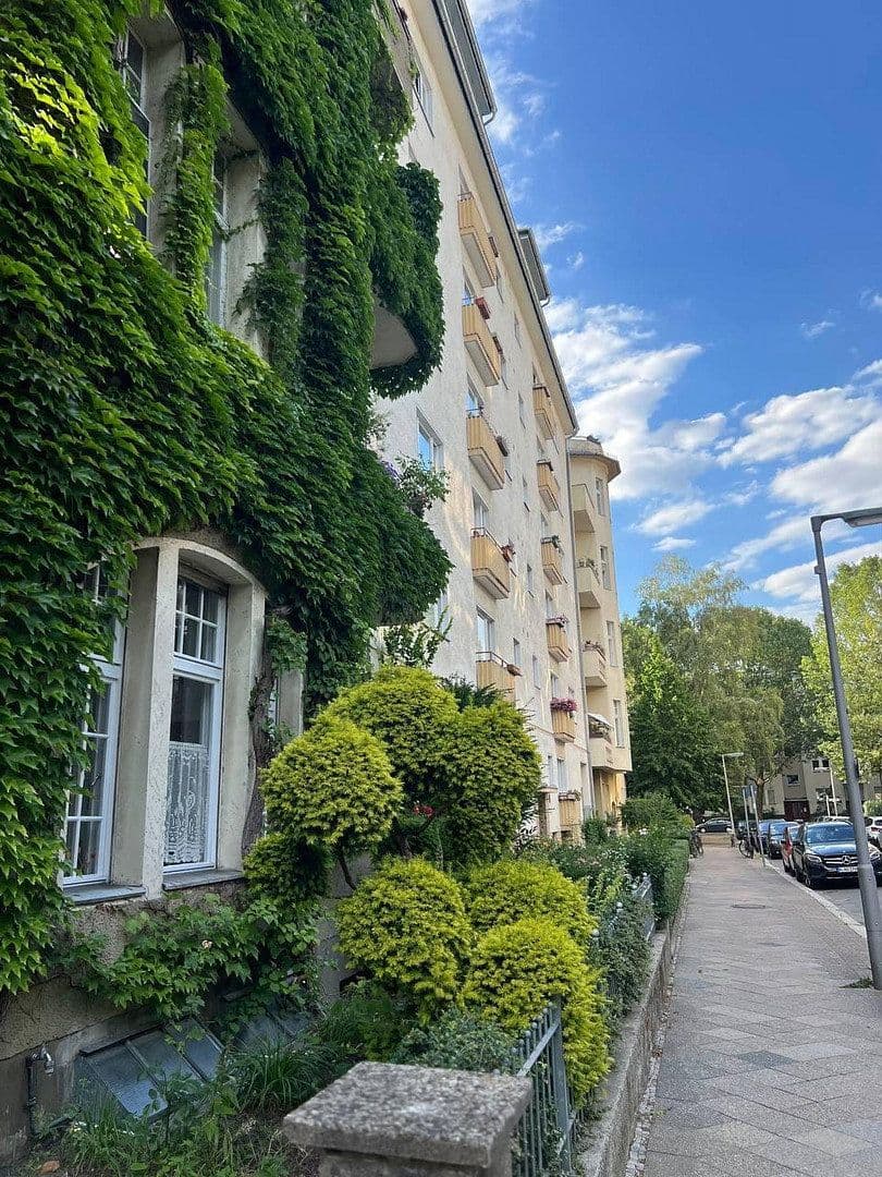 Prodej bytu 1+1 31 m², Treuchtlinger Str. 6, Ashouri, Berlin, Berlín Prodej bytu 1+1 31 m², Treuchtlinger Str. 6, Ashouri, Berlin, Berlín