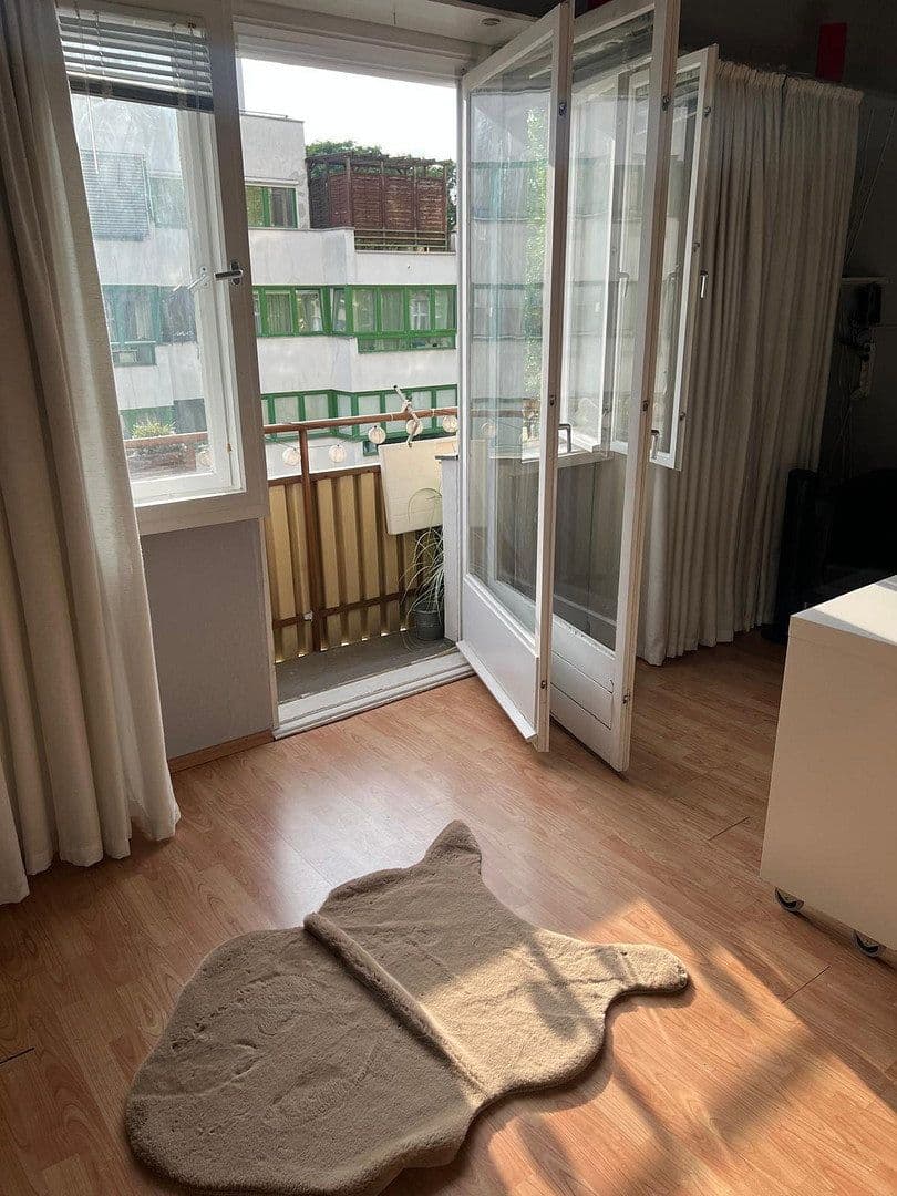 Prodej bytu 1+1 31 m², Treuchtlinger Str. 6, Ashouri, Berlin, Berlín Prodej bytu 1+1 31 m², Treuchtlinger Str. 6, Ashouri, Berlin, Berlín