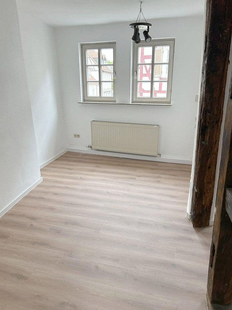 Pronájem bytu 2+1 49 m², Bad Wimpfen, Bádensko-Württembersko Pronájem bytu 2+1 49 m², Bad Wimpfen, Bádensko-Württembersko