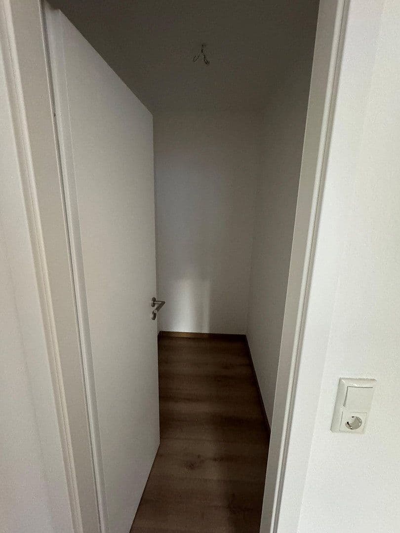 Pronájem bytu 2+1 80 m², Darmstädter Str. 26, Heppenheim, Hessen Pronájem bytu 2+1 80 m², Darmstädter Str. 26, Heppenheim, Hessen