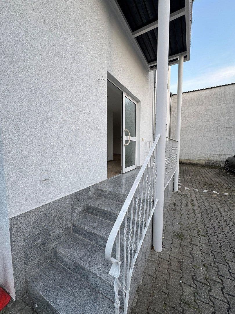 Pronájem bytu 2+1 80 m², Darmstädter Str. 26, Heppenheim, Hessen Pronájem bytu 2+1 80 m², Darmstädter Str. 26, Heppenheim, Hessen