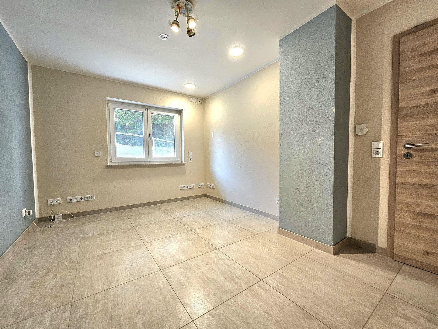 Pronájem bytu 3+kk 155 m², Feldstraße 3, Bad Soden-Salmünster, Hessen Pronájem bytu 3+kk 155 m², Feldstraße 3, Bad Soden-Salmünster, Hessen
